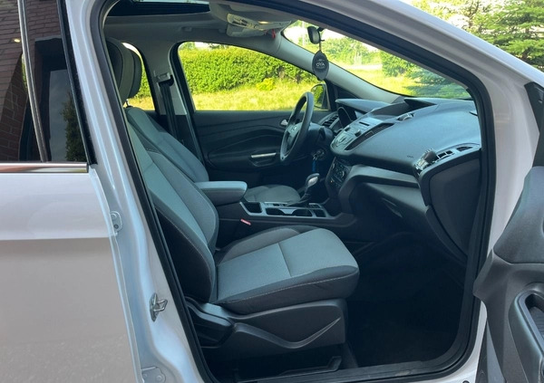 Ford Escape cena 59800 przebieg: 73000, rok produkcji 2018 z Tomaszów Mazowiecki małe 379